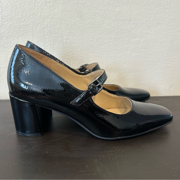 Naturalizer Black Patent Leather Heels - Picture 3 of 9